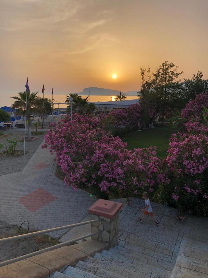 Empire Residence Alanya/Mahmutlar 50m от моря Экстерьер фото